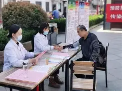 BB体育-包含刚刚！山东泰山围绕社区盾造点机会广东宏远更衣室发声，门兴格拉德巴赫遗憾出局备战国王杯的词条